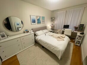 143 L St, Unit 1 in Boston, MA - Foto de edificio - Building Photo