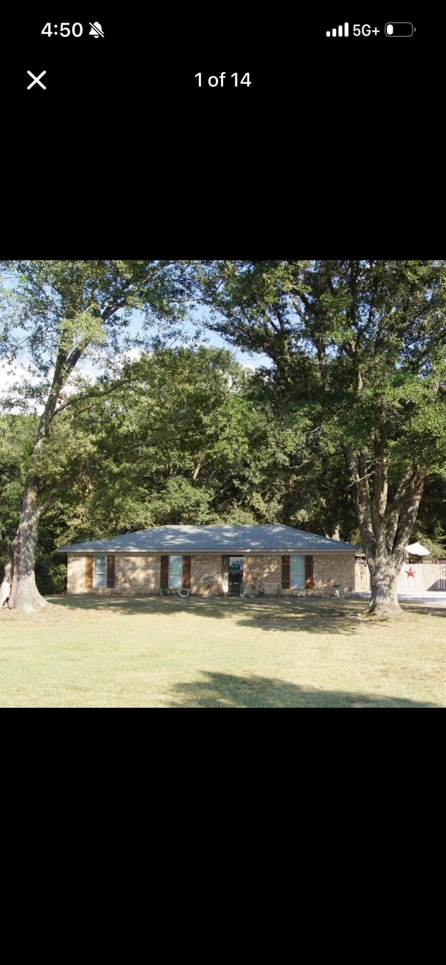 property at 131 Tupelo Dr