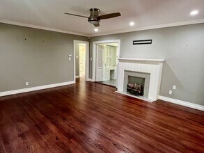 1108 Woodlawn Pl in Oklahoma City, OK - Building Photo - Building Photo