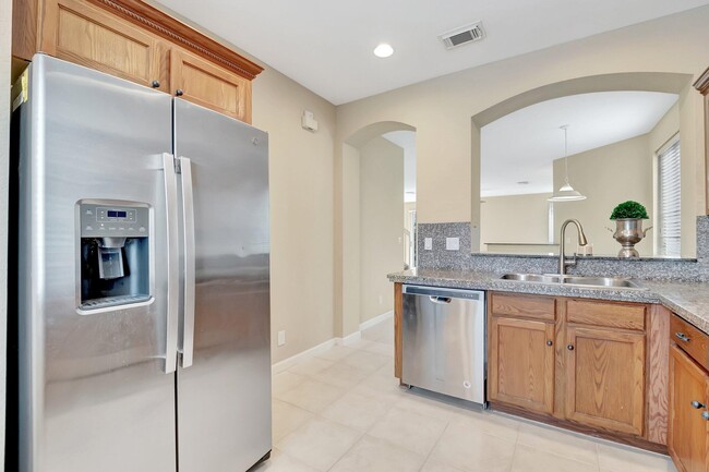 3021 N Evergreen Cir in Boynton Beach, FL - Building Photo - Building Photo