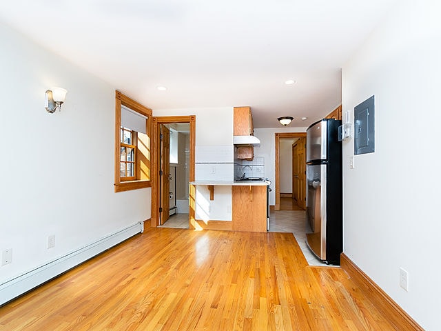 87 Myrtle St, Unit 2