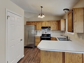 1444 W 570 N in Clinton, UT - Building Photo - Building Photo