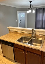 52 Aylwin Rd in Portsmouth, VA - Building Photo - Building Photo