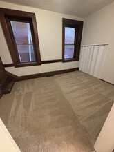 71 Main St, Unit 1st Floor Front in Seven Valleys, PA - Foto de edificio - Building Photo