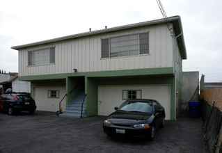 218 Stepney St in Inglewood, CA - Building Photo - Building Photo