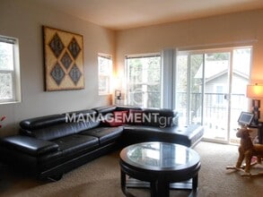 340 NW 116th Ave in Portland, OR - Building Photo - Building Photo