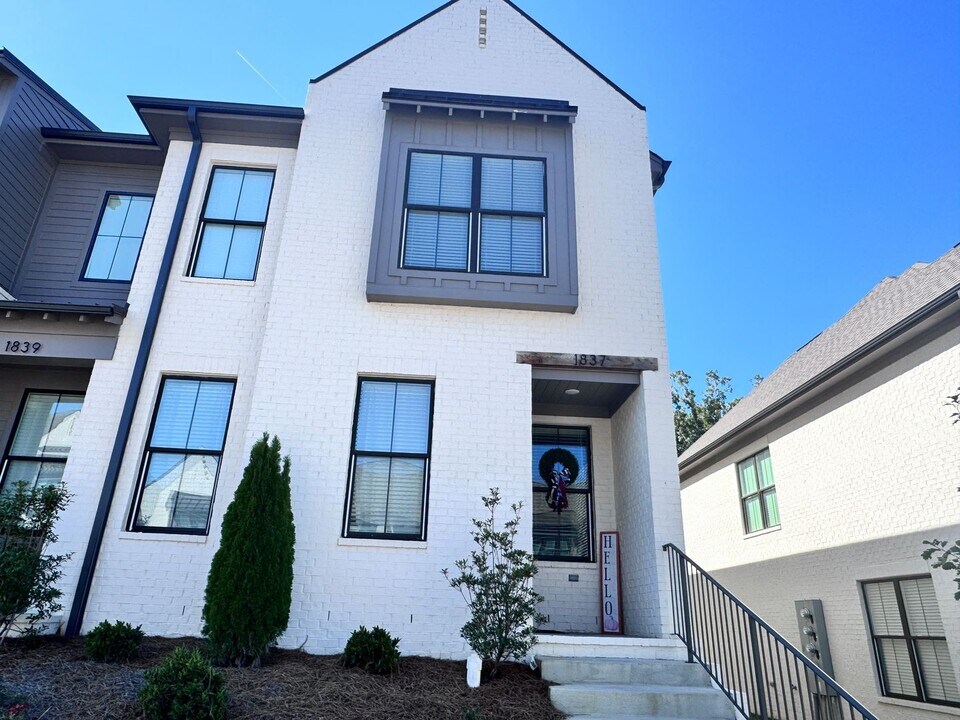 1837 Reserve Loop in Oxford, MS - Building Photo