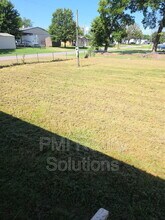305 W Dixieland Ave in Porter, OK - Building Photo - Building Photo