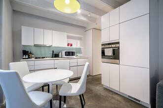 219 E Georgia St in Vancouver, BC - Building Photo - Building Photo
