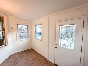 66 46th St in Weehawken, NJ - Building Photo - Building Photo