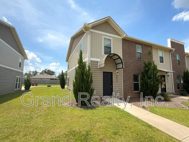 4417 Village Oak Ln in Pace, FL - Building Photo - Building Photo