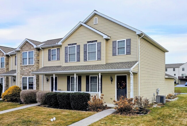 227 Limestone Dr in Myerstown, PA - Building Photo - Building Photo