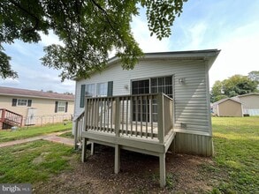 218 Bronco Way in Martinsburg, WV - Building Photo - Building Photo