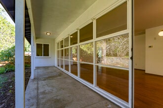 634 Tarento Dr in San Diego, CA - Building Photo - Building Photo