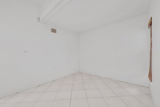 1 Lancewood Way in Irvine, CA - Building Photo - Building Photo