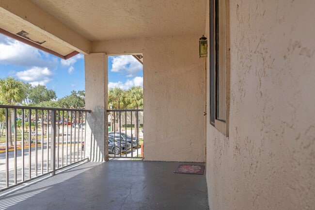 7951 Southgate Blvd in North Lauderdale, FL - Building Photo - Building Photo