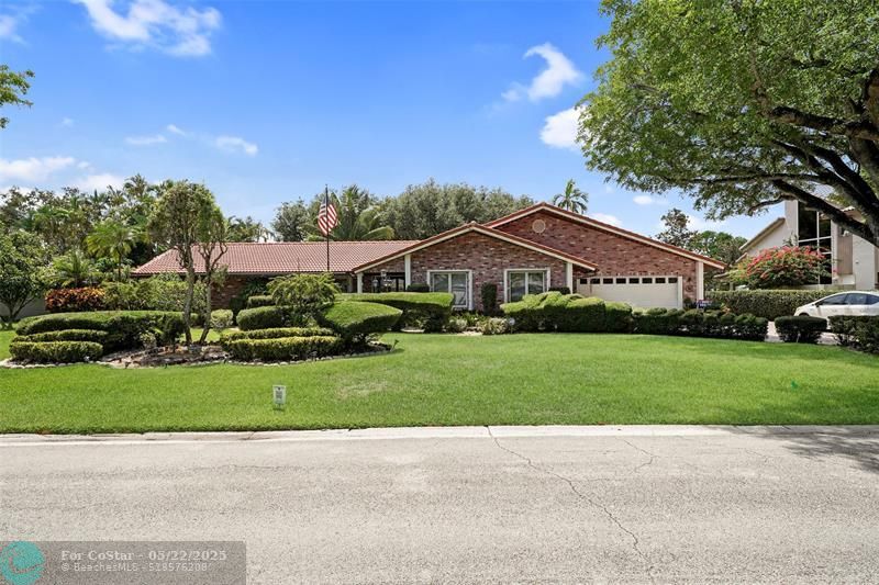 3060 NW 107th Ave in Coral Springs, FL - Foto de edificio
