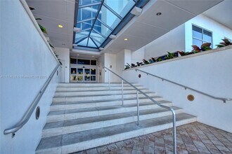 3101 S Ocean Dr, Unit 3505 in Hollywood, FL - Building Photo - Building Photo