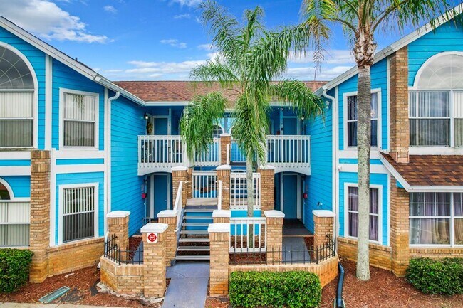 2731 N Poinciana Blvd