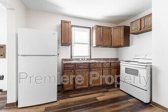 2419 S Vermont Ave in Independence, MO - Building Photo - Building Photo