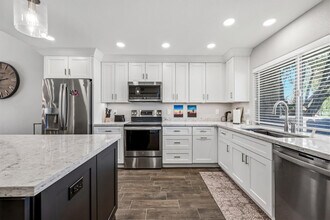 7340 N Vía Camello Del Norte in Scottsdale, AZ - Building Photo - Building Photo