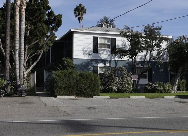 4640 Colfax Ave in North Hollywood, CA - Building Photo - Building Photo