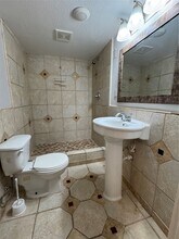 512 Melbourne St in Houston, TX - Building Photo - Building Photo