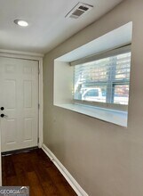 1307 Lorenzo Dr SW, Unit B in Atlanta, GA - Building Photo - Building Photo