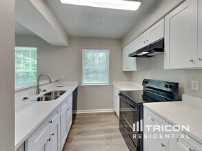 4312 Inverness Rd NW in Duluth, GA - Building Photo - Building Photo