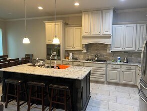 43 Daffodil Meadow Pl in Tomball, TX - Building Photo - Building Photo