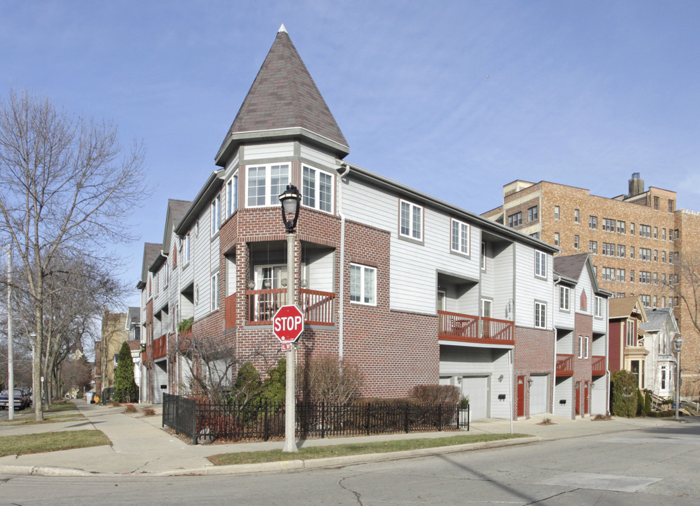 1510 N Humboldt Ave in Milwaukee, WI - Building Photo