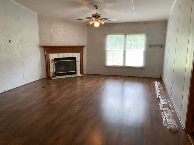 3920 C R 51 N in Jasper, FL - Building Photo - Building Photo