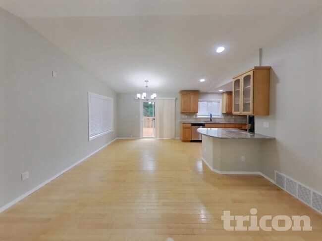 16216 39th St Ct E in Lake Tapps, WA - Building Photo - Building Photo