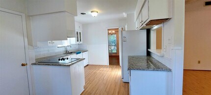 5455 Kuldell Dr in Houston, TX - Building Photo - Building Photo