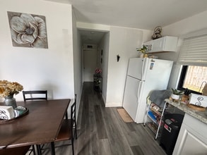 1055 NW 153rd St in Miami, FL - Building Photo - Building Photo