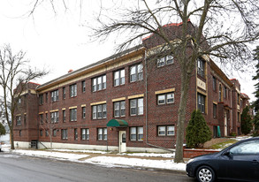 372 Cleveland Avenue North in St. Paul, MN - Building Photo
