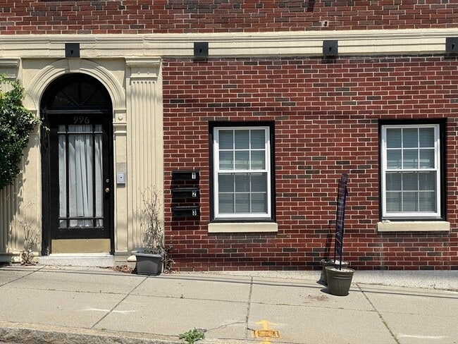 property at 996 Chestnut St