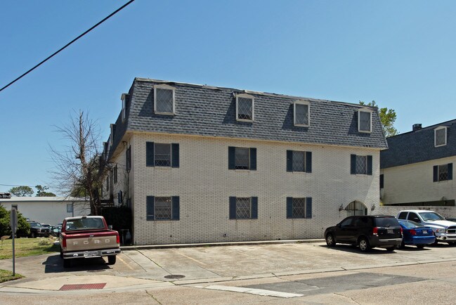 2134 Metairie Ave in Metairie, LA - Building Photo - Building Photo