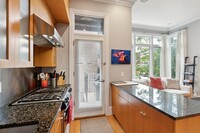 546 Columbus Ave, Unit 1 in Boston, MA - Building Photo - Building Photo