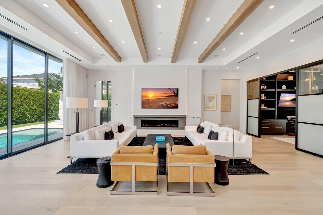 811 Granada Dr in Boca Raton, FL - Building Photo