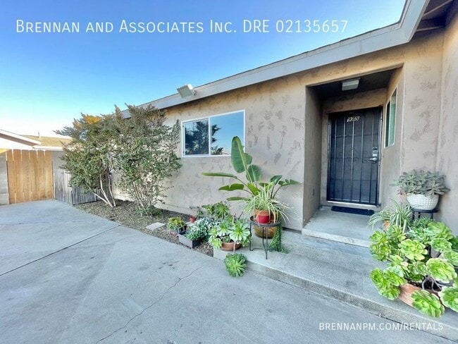 975 Hemlock Ave in Imperial Beach, CA - Building Photo - Building Photo