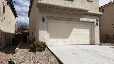 3644 Starlight Evening St in Las Vegas, NV - Building Photo - Building Photo