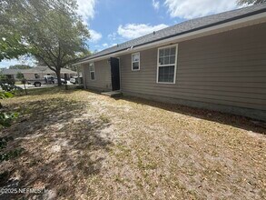 3686 Wood Creek Ln in Jacksonville, FL - Building Photo - Building Photo