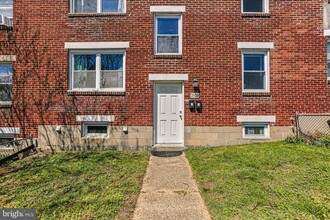 7520 Lange St in Baltimore, MD - Building Photo - Building Photo
