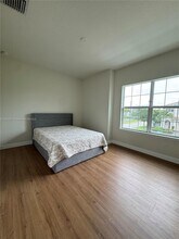 4729 Greenway Dr in Hollywood, FL - Building Photo - Building Photo
