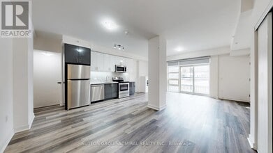 57 Finch Ave W in Toronto, ON - Building Photo - Building Photo