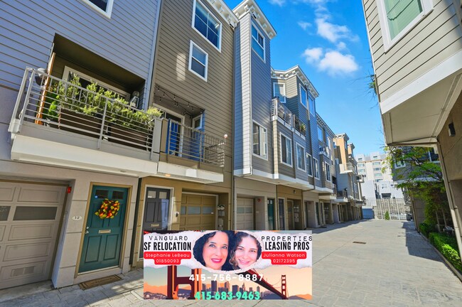 property at 14 Jennifer Pl