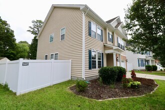 5416 Ann Arbor Ln in Virginia Beach, VA - Building Photo - Building Photo