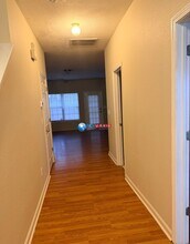 365 Brookview Dr in Riverdale, GA - Building Photo - Building Photo