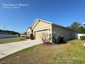 404 Tanglewood Dr in Davenport, FL - Building Photo - Building Photo
